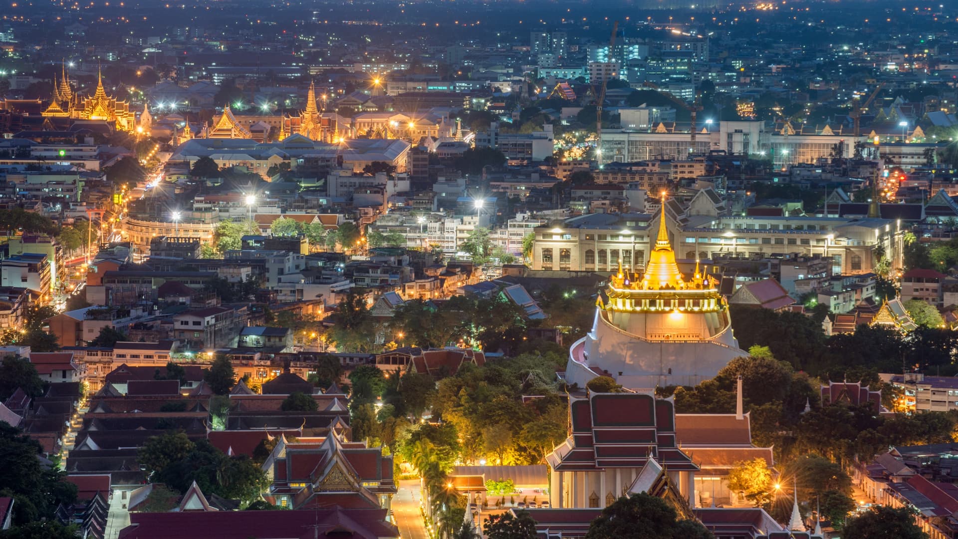 Chinese investors are spending billions on Thai property despite a turbulent political scene
